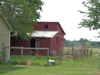 1099 Agosta Northern Barn.JPG